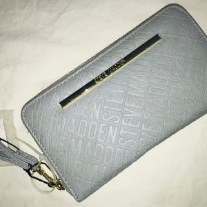 NEW Steve Madden Wristlet Wallet